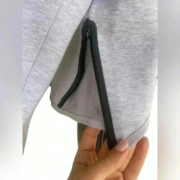 NIKE WOMENS DRI FIT CROP ROLL NECK SWEATSHIRT front pockets sz small color Grey - Picture 8 of 8